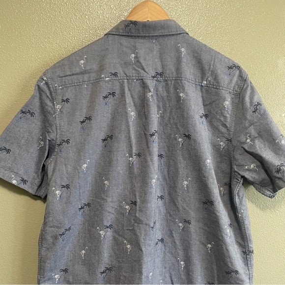 Van's Flamingo & Palm Tree Button Down Top- Medium - Picture 6 of 10